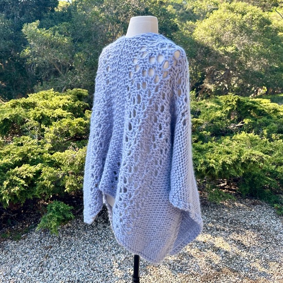 Handmade Knit Shawl - Picture 2 of 9